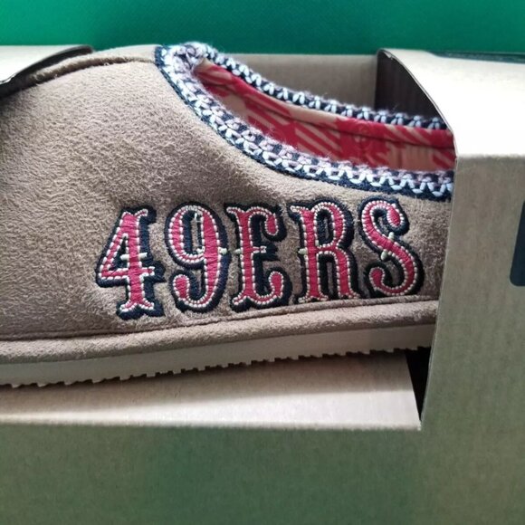 Foco San Francisco 49ers Slippers NFL NEW IN BOX Men's Medium 9-10 - Picture 2 of 13